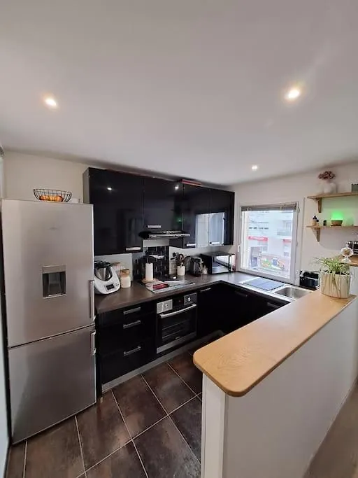 Appartement Cosy A Creteil. Apartment Creteil